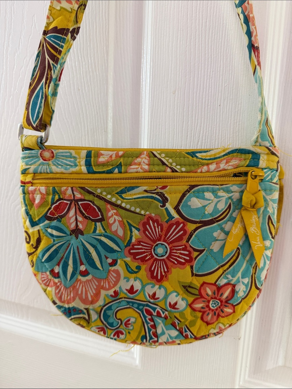 Vera Bradley “Lizzy Saddle Up”Crossbody Saddlebag-Retired “Provençal”  Pattern